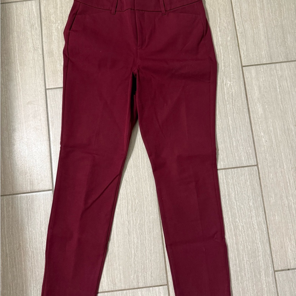 Old Navy Women's Ankle Pants in Deep Wine